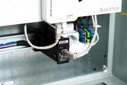 Источник бесперебойного питания Бастион SKAT SMART UPS-1000 IP65 SNMP Wi-Fi